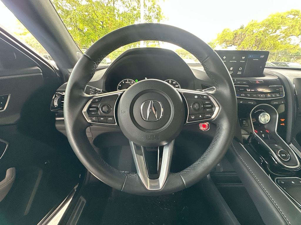 Thumbnail: 2025 Acura RDX - 9