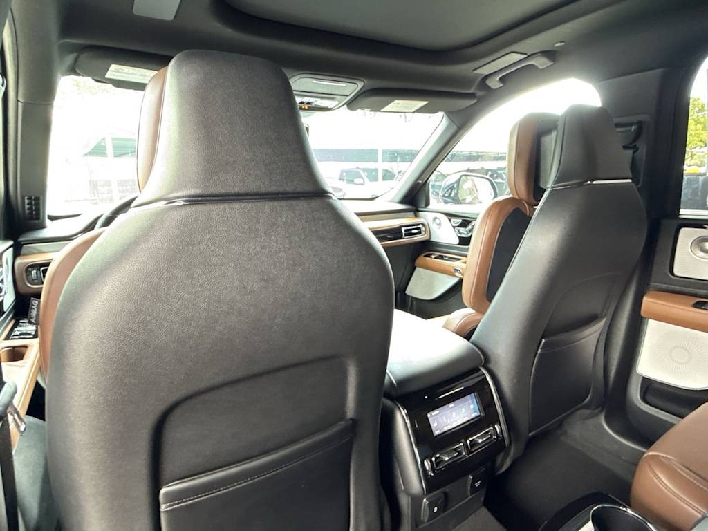 Thumbnail: 2024 Lincoln Aviator - 27