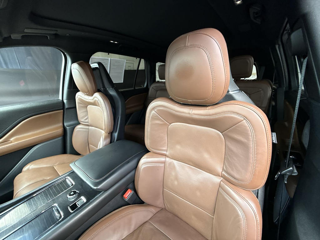 Thumbnail: 2024 Lincoln Aviator - 10