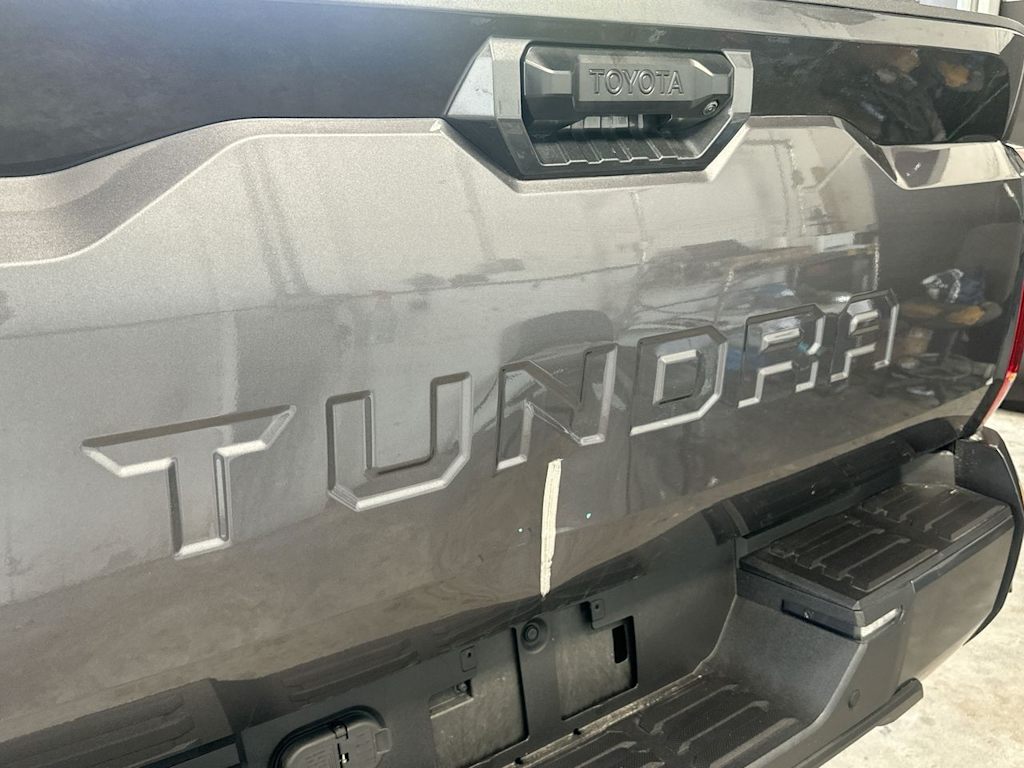 Thumbnail: 2023 Toyota Tundra - 24