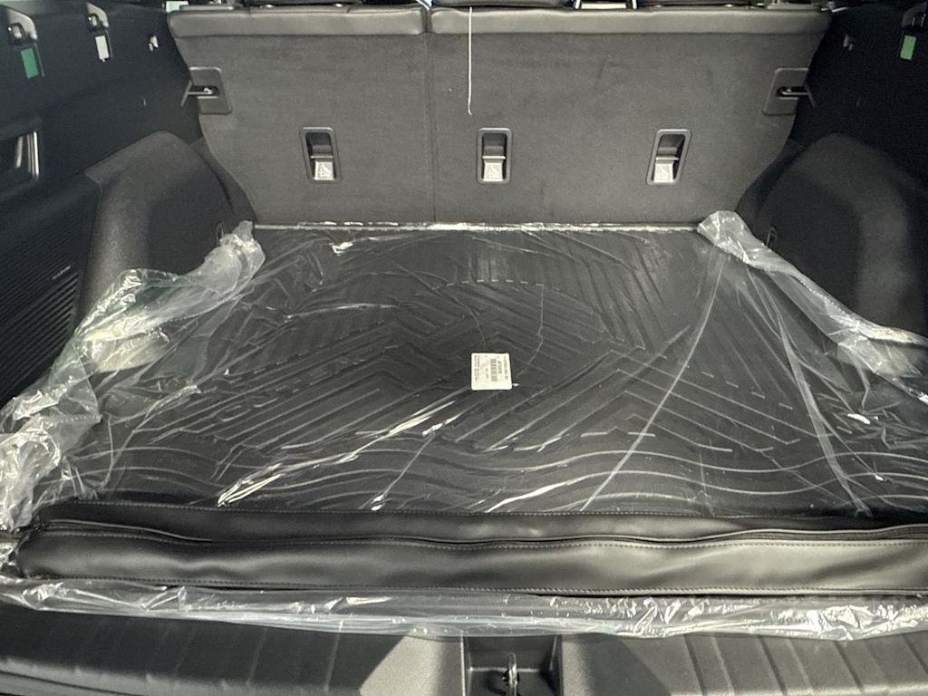 Thumbnail: 2026 Subaru Outback - 18