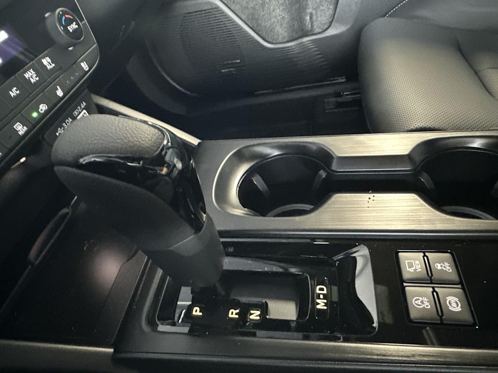 Thumbnail: 2026 Subaru Outback - 16