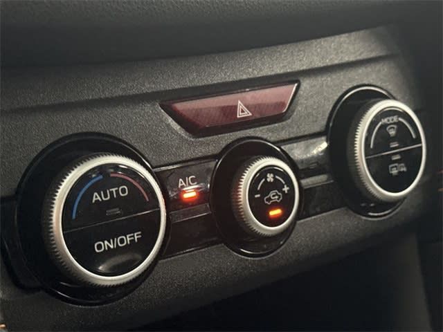 2023 Subaru Crosstrek Premium 32