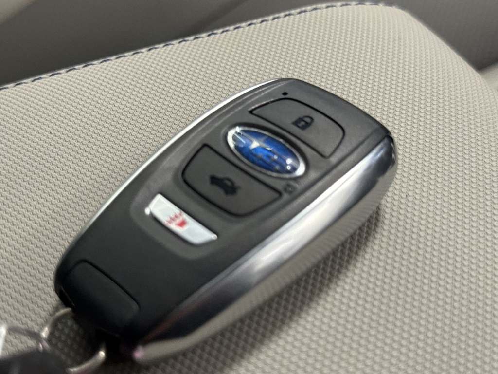 2025 Subaru Forester Limited 17