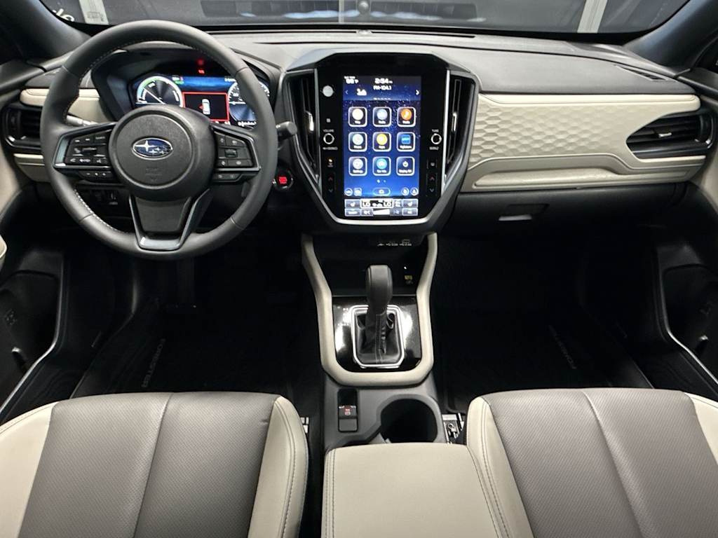 2025 Subaru Forester Limited 12