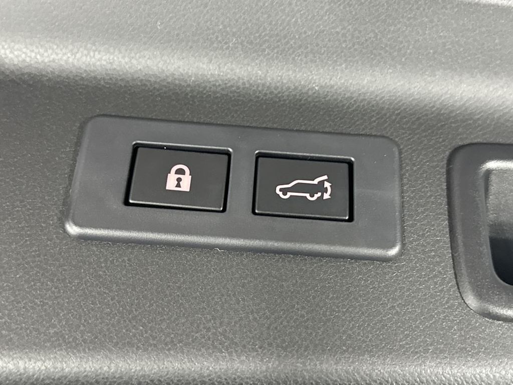 2025 Subaru Forester Limited 29