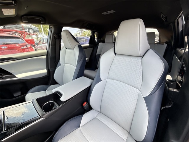 2025 Subaru Solterra Limited 9