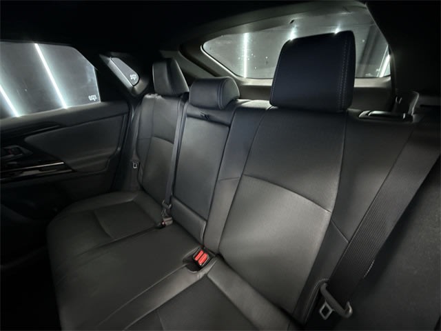 2025 Subaru Solterra Touring 12