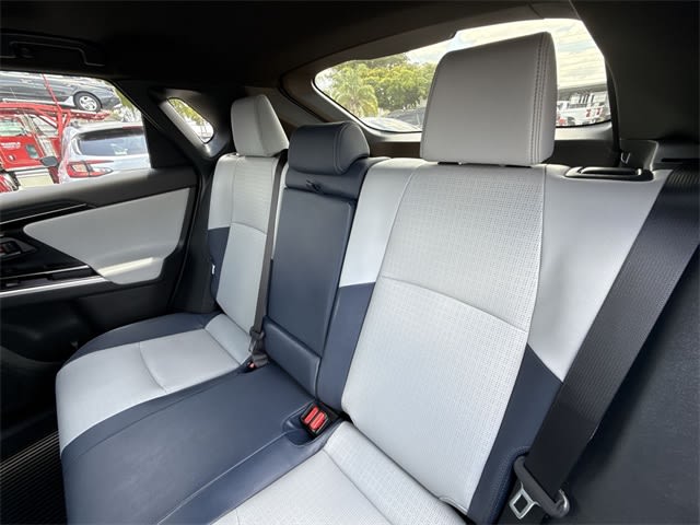 2025 Subaru Solterra Touring 11