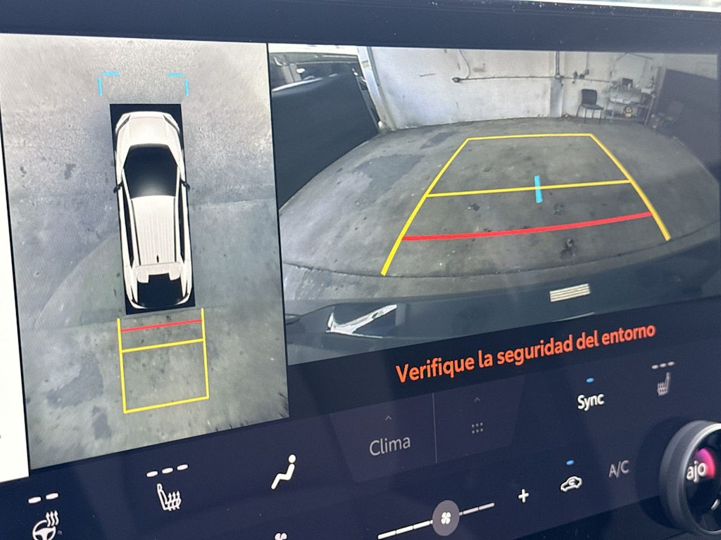 Thumbnail: 2026 Subaru Solterra - 24