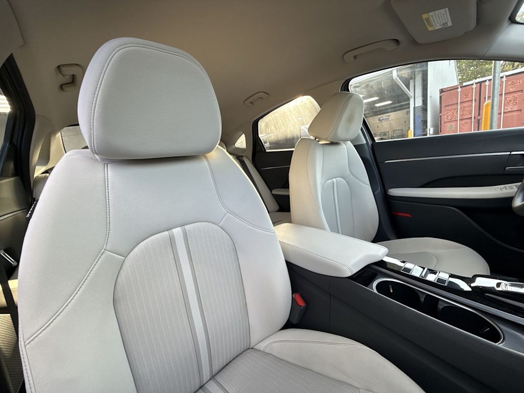 Thumbnail: 2022 Hyundai Sonata - 28