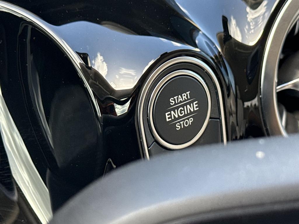 Thumbnail: 2023 Mercedes-Benz GLA - 25