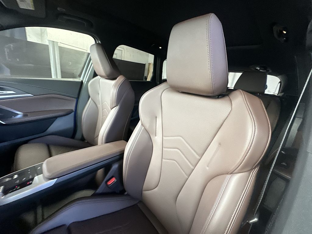 Thumbnail: 2025 BMW X1 - 10