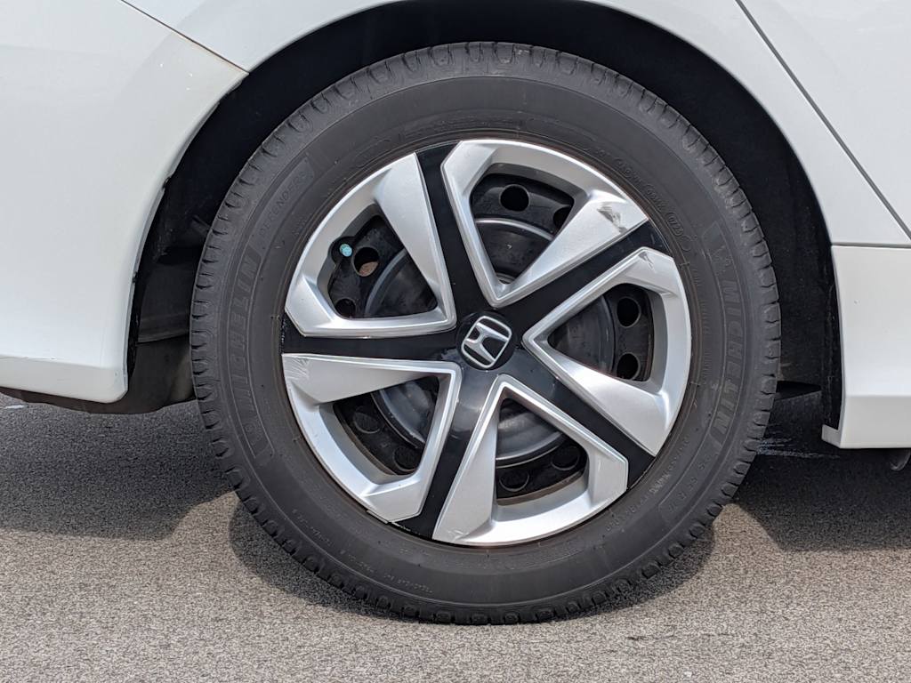 Thumbnail: 2016 Honda Civic - 8