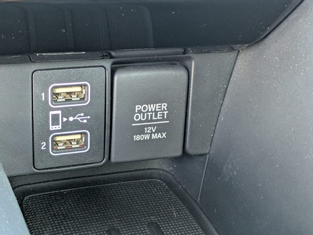 Thumbnail: 2020 Honda Insight - 30