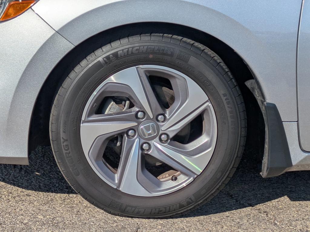 Thumbnail: 2020 Honda Insight - 8