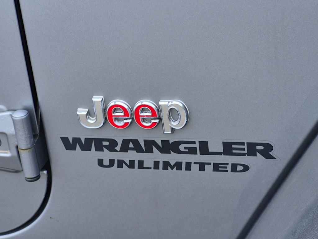 Thumbnail: 2016 Jeep Wrangler - 6