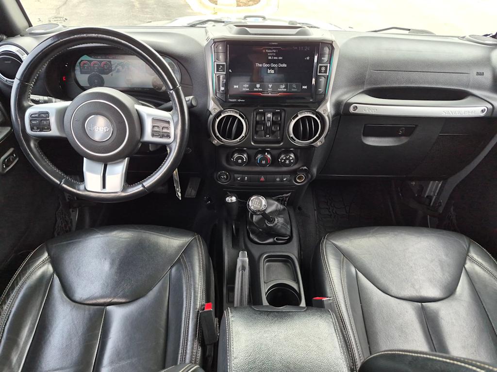Thumbnail: 2016 Jeep Wrangler - 8