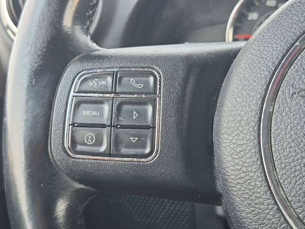 Thumbnail: 2017 Jeep Wrangler - 27