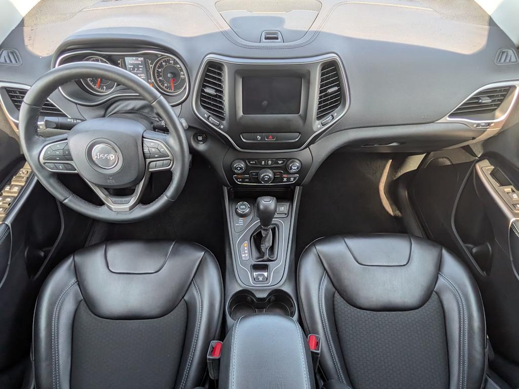 Thumbnail: 2019 Jeep Cherokee - 9