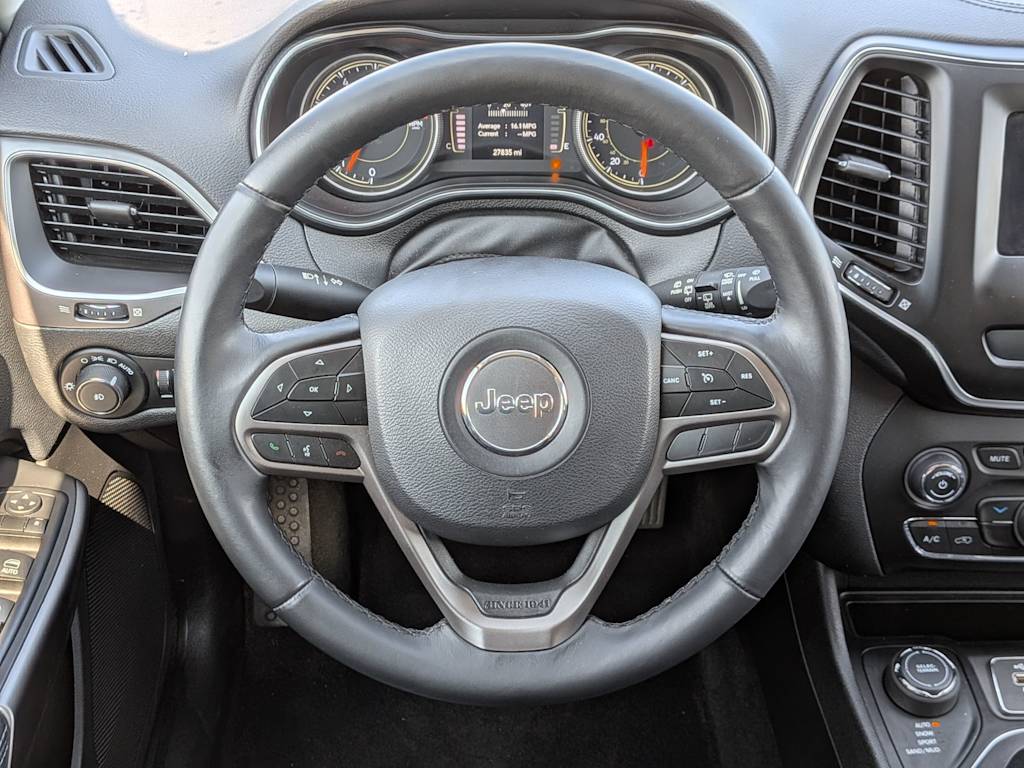 Thumbnail: 2019 Jeep Cherokee - 13