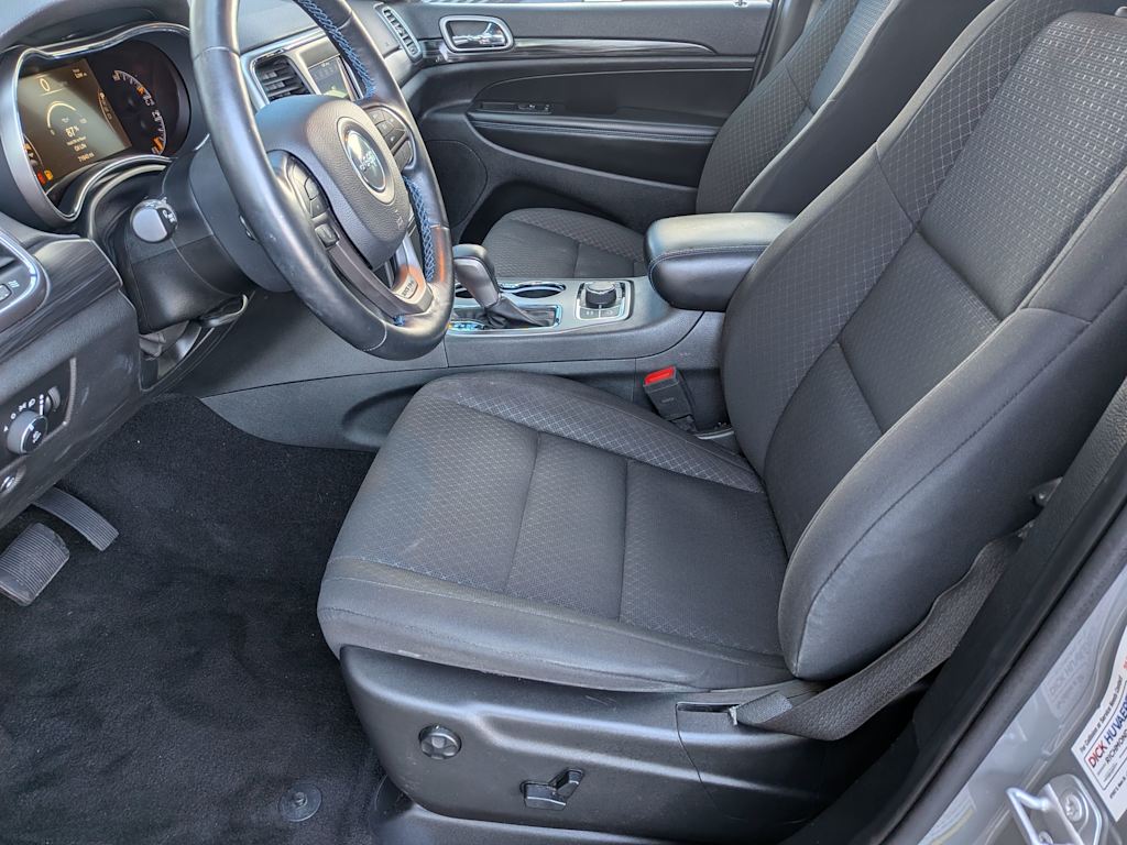 Thumbnail: 2019 Jeep Grand Cherokee - 10