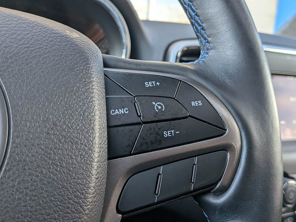 Thumbnail: 2019 Jeep Grand Cherokee - 30