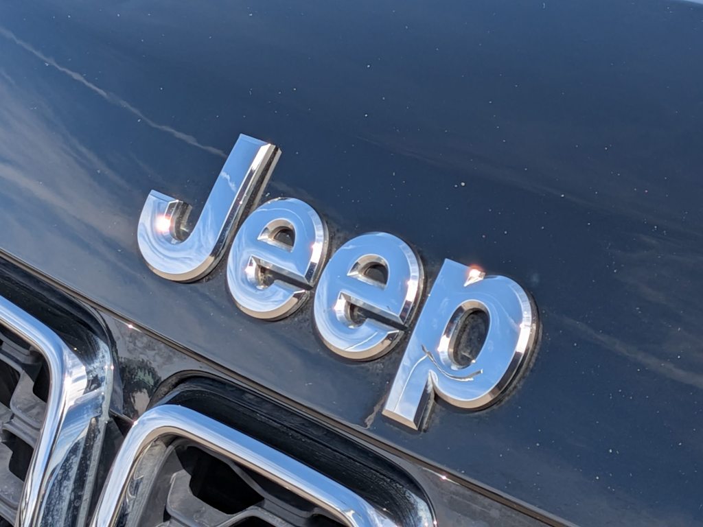 Thumbnail: 2022 Jeep Grand Cherokee - 25