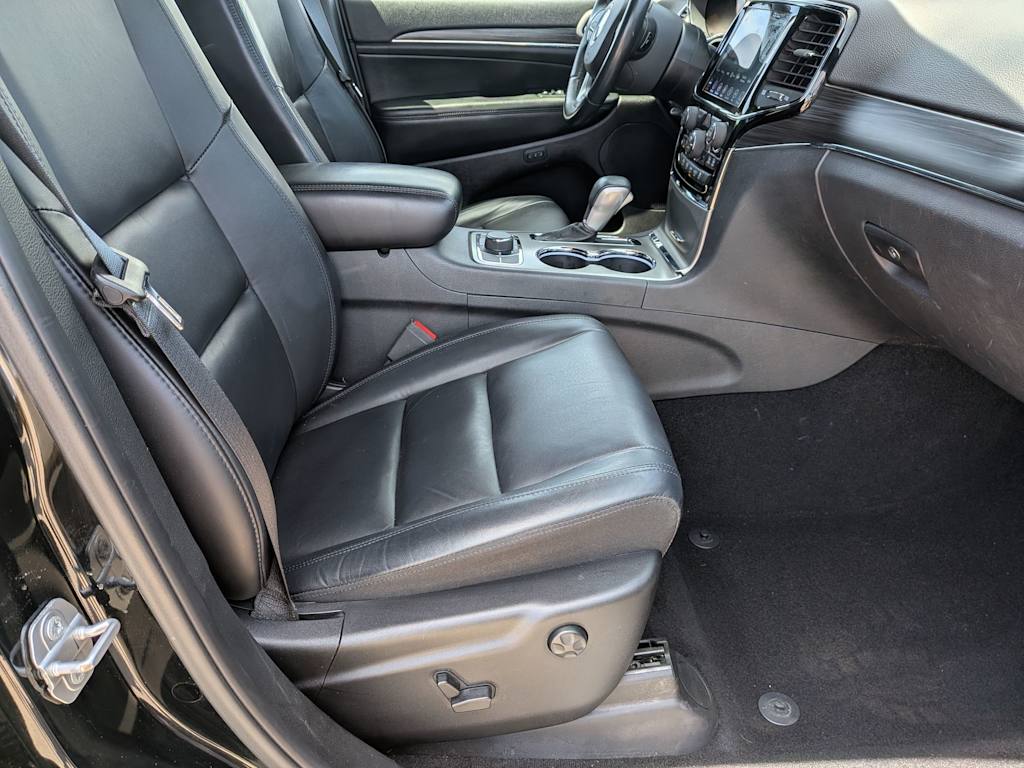 Thumbnail: 2019 Jeep Grand Cherokee - 10
