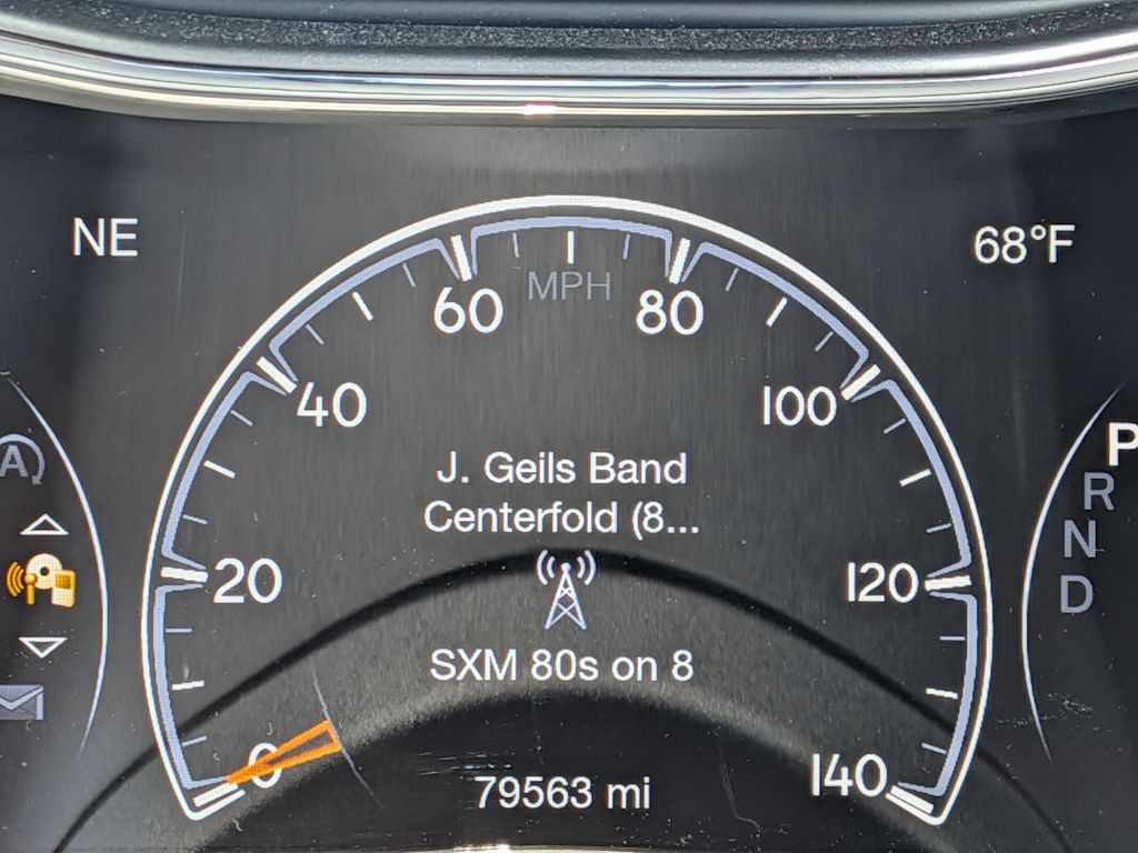 Thumbnail: 2019 Jeep Grand Cherokee - 14