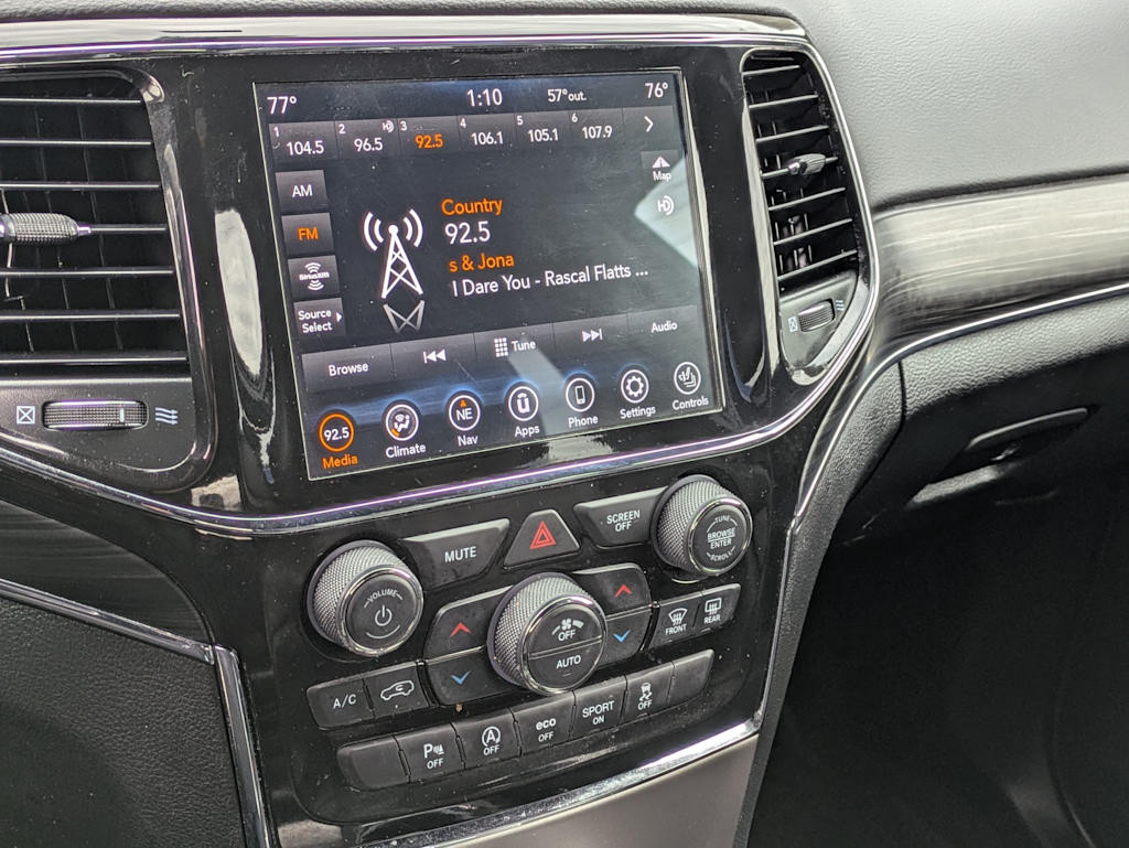 Thumbnail: 2021 Jeep Grand Cherokee - 14