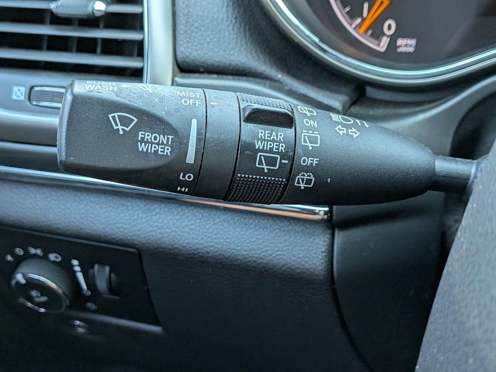 Thumbnail: 2020 Jeep Grand Cherokee - 28