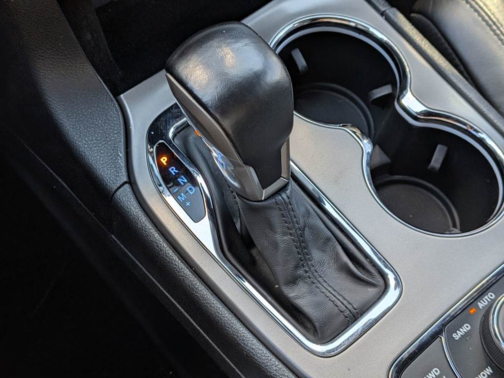Thumbnail: 2020 Jeep Grand Cherokee - 14