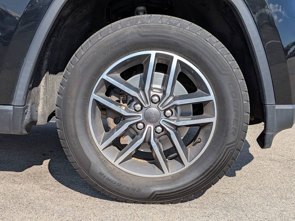 Thumbnail: 2020 Jeep Grand Cherokee - 23