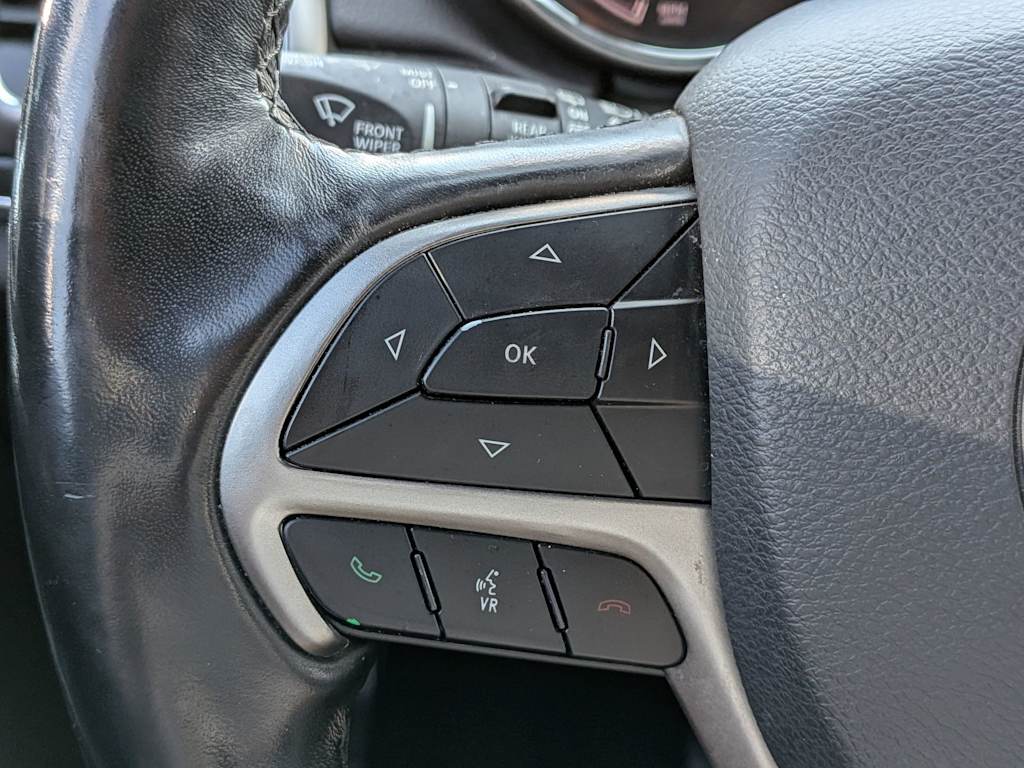 Thumbnail: 2020 Jeep Grand Cherokee - 26
