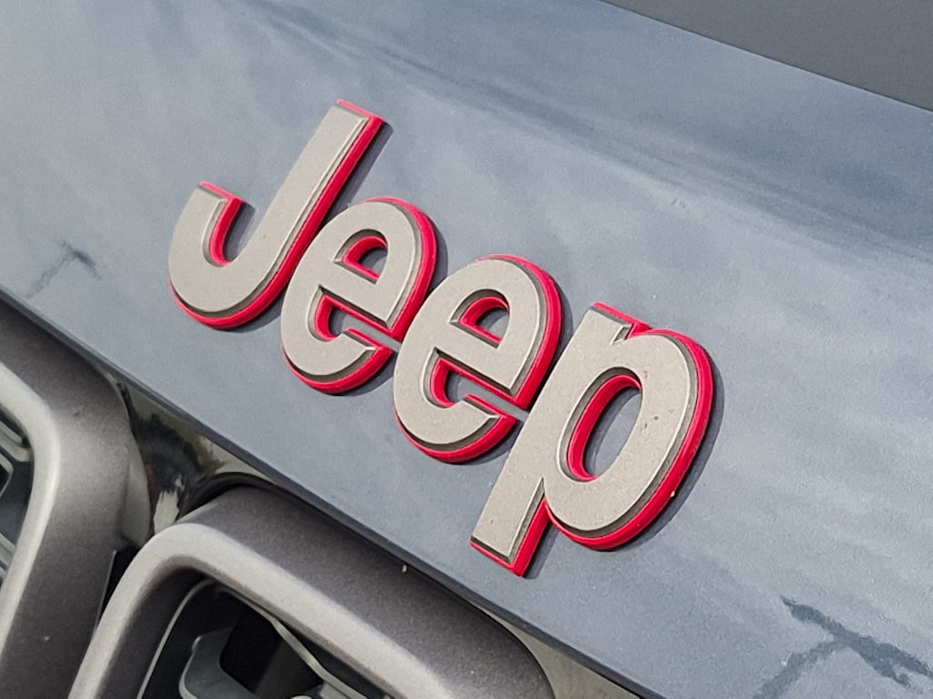 Thumbnail: 2021 Jeep Grand Cherokee - 18