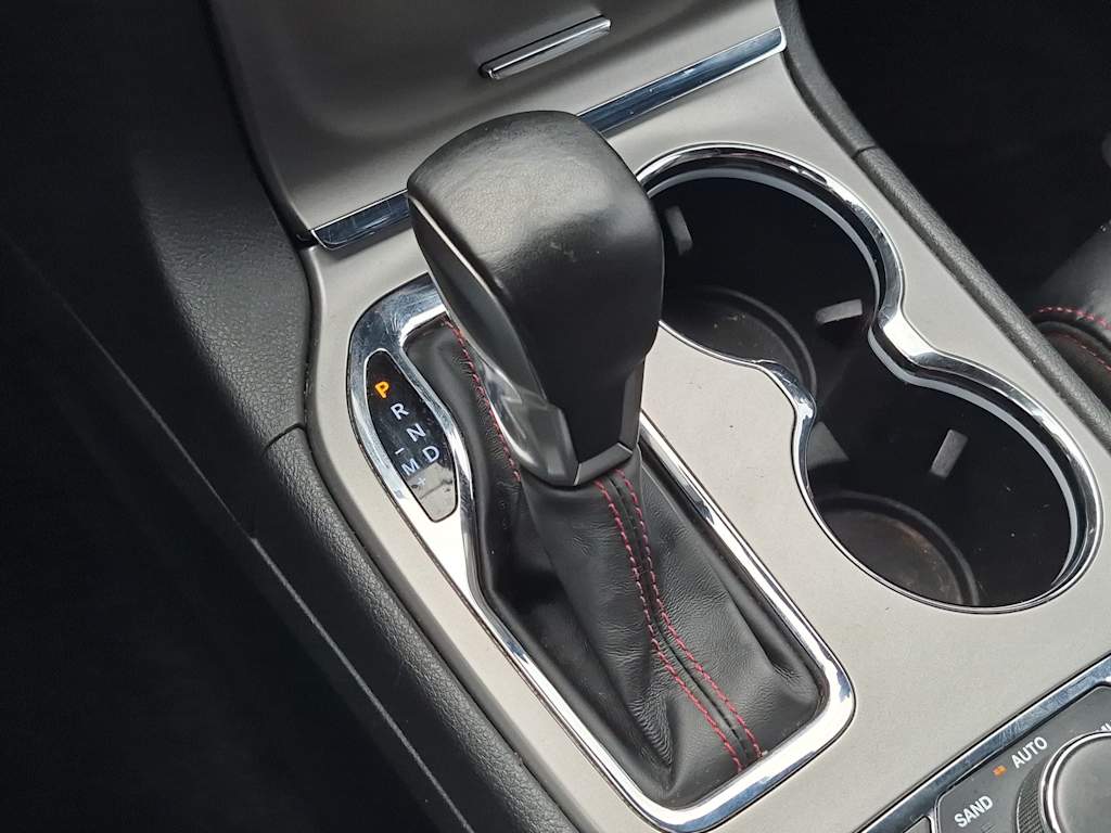 Thumbnail: 2021 Jeep Grand Cherokee - 15
