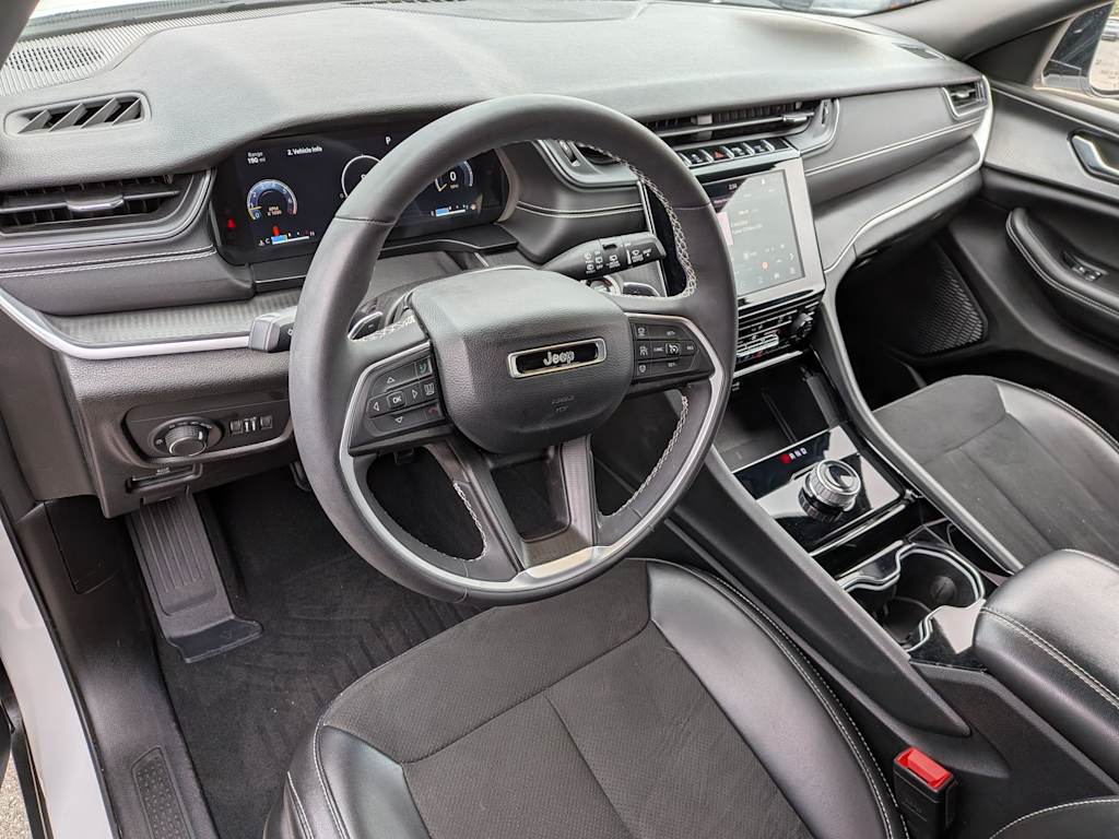 Thumbnail: 2023 Jeep Grand Cherokee - 2