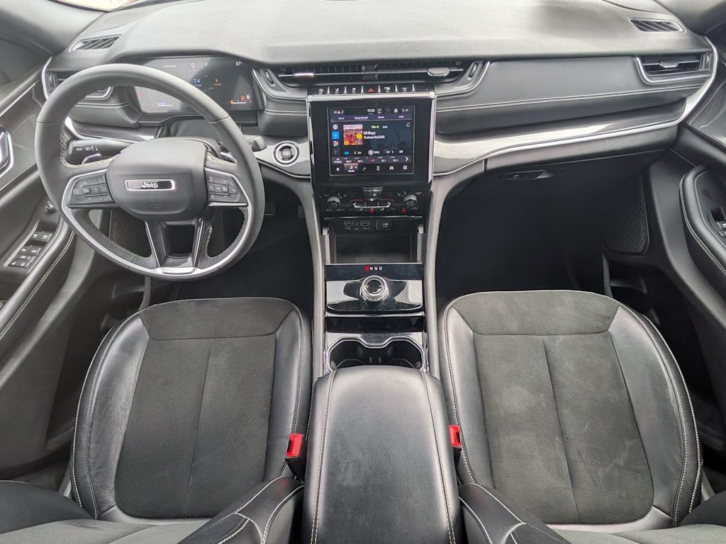 Thumbnail: 2023 Jeep Grand Cherokee - 8