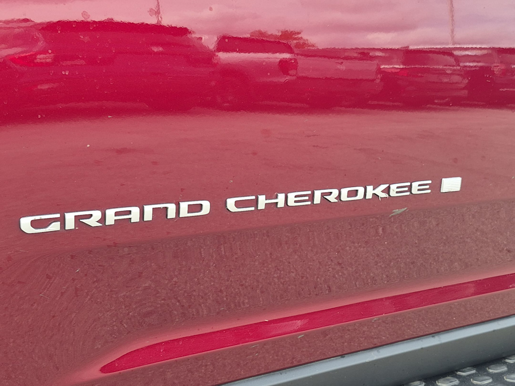 Thumbnail: 2025 Jeep Grand Cherokee - 7