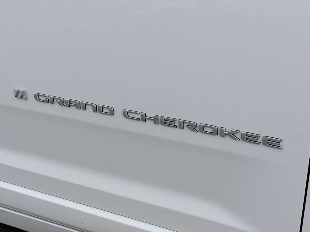 Thumbnail: 2024 Jeep Grand Cherokee - 7
