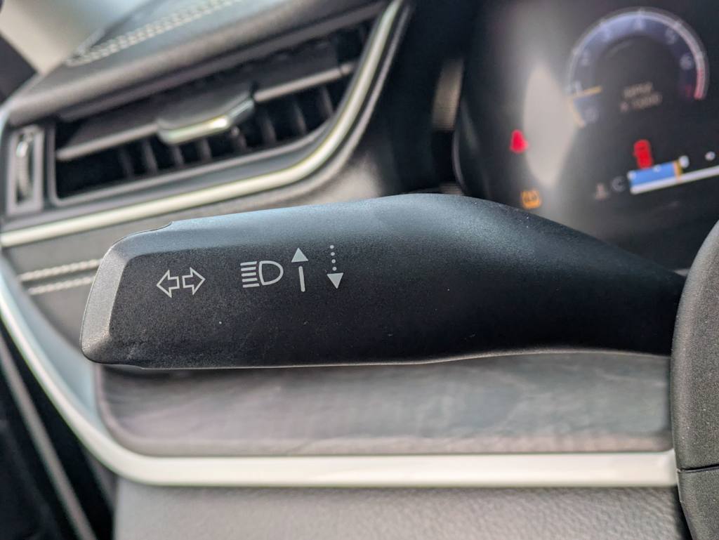 Thumbnail: 2023 Jeep Grand Cherokee L - 31