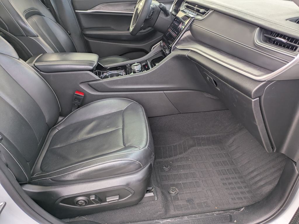 Thumbnail: 2023 Jeep Grand Cherokee L - 10