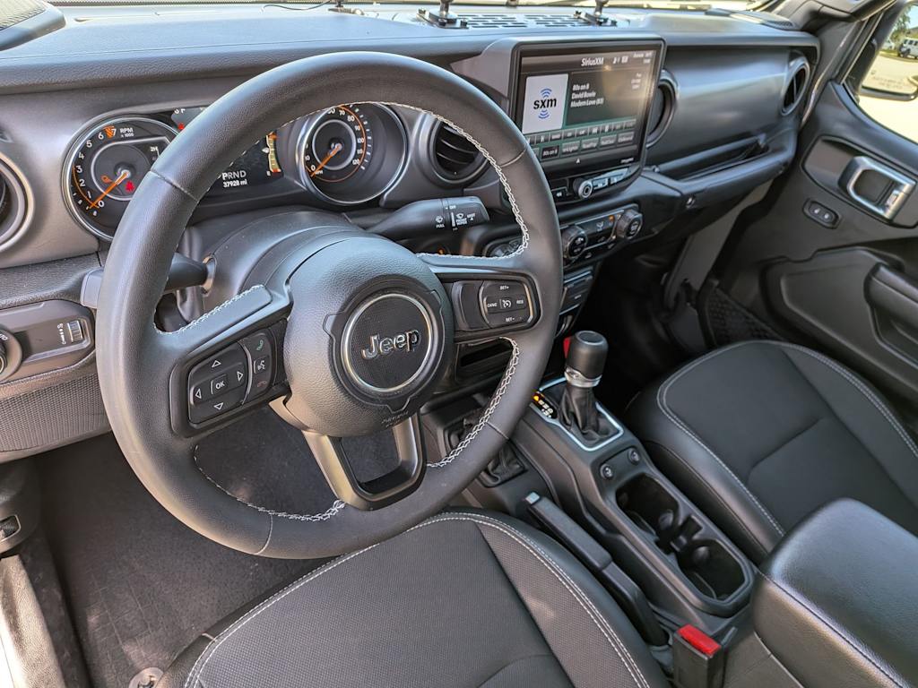Thumbnail: 2023 Jeep Gladiator - 2