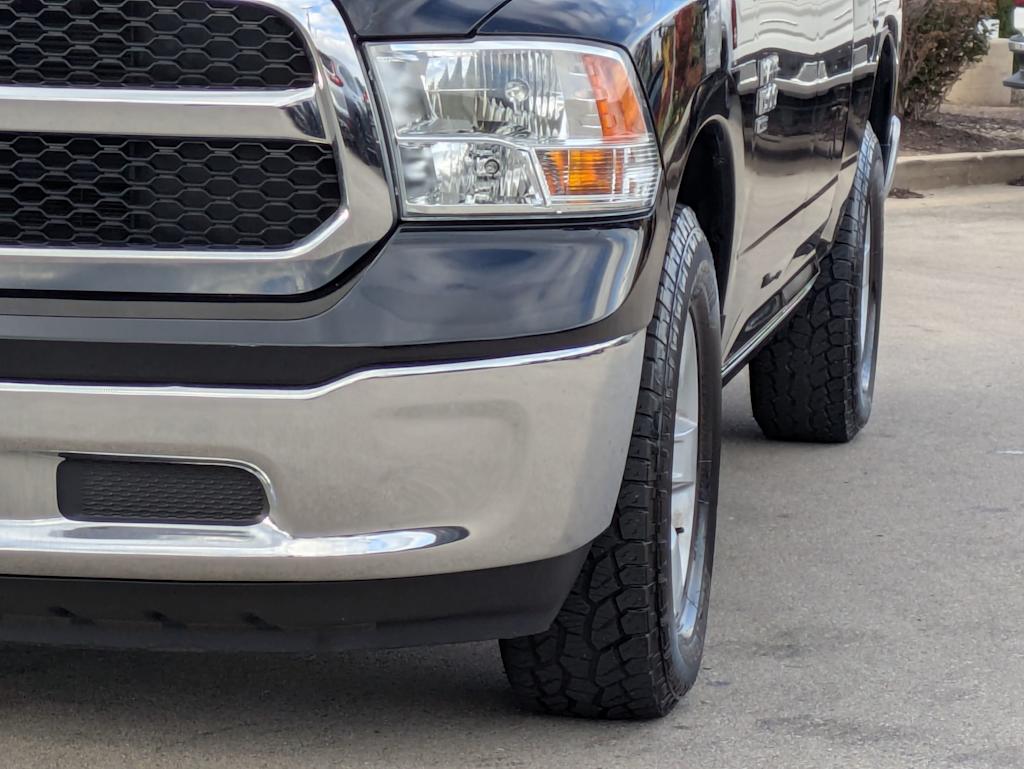 Thumbnail: 2019 RAM 1500 - 21