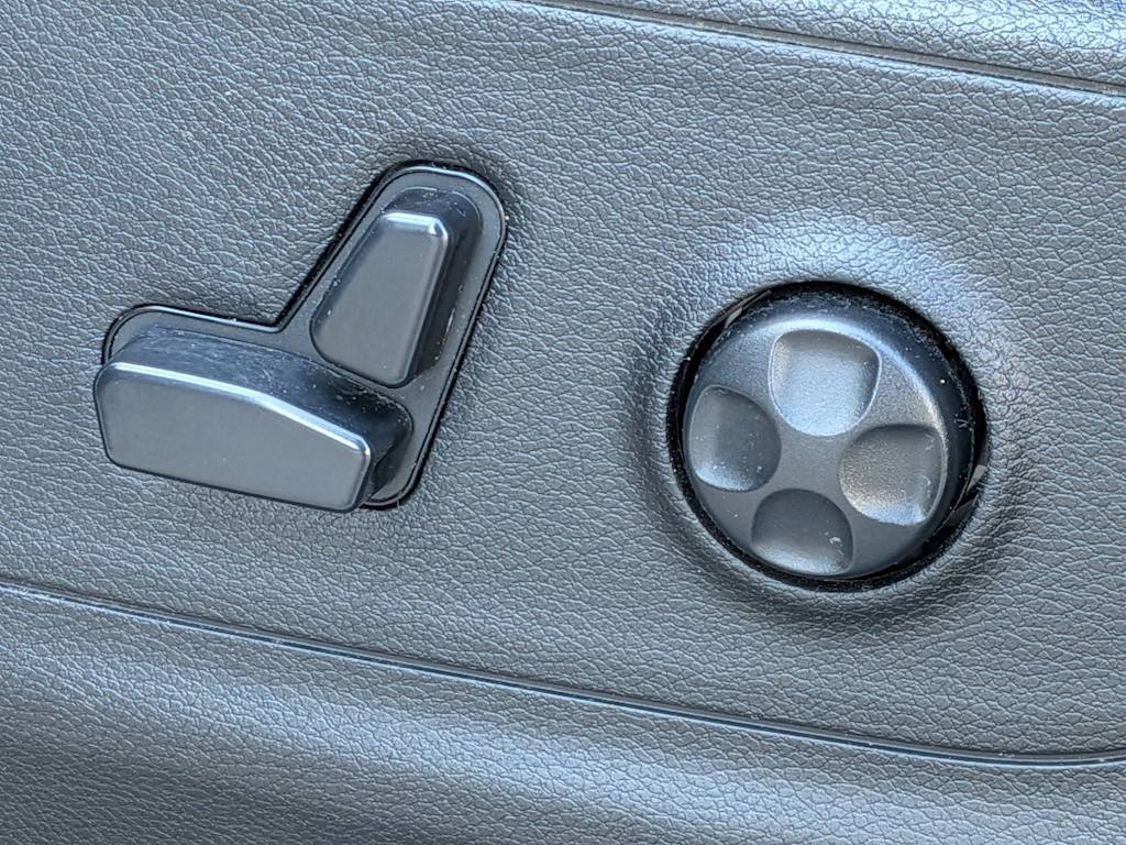 Thumbnail: 2019 RAM 1500 - 17