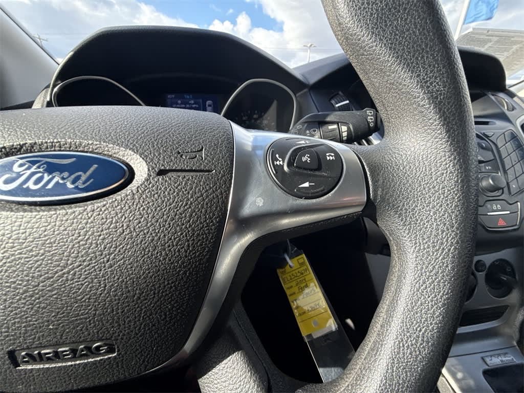 2014 Ford Focus SE 27
