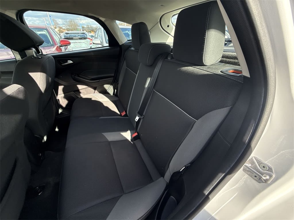 2014 Ford Focus SE 10