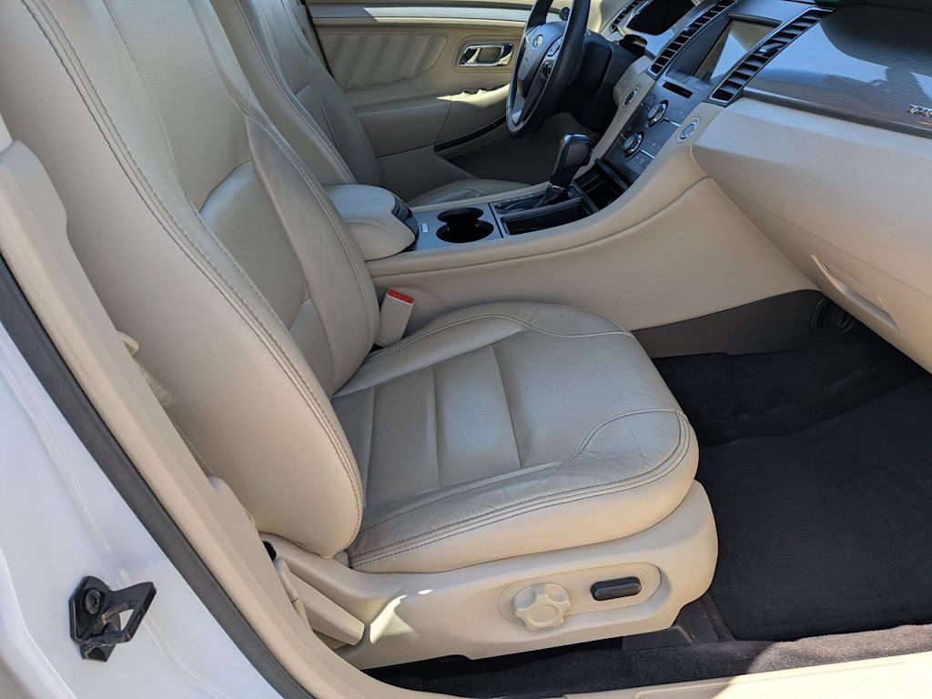 Thumbnail: 2018 Ford Taurus - 10