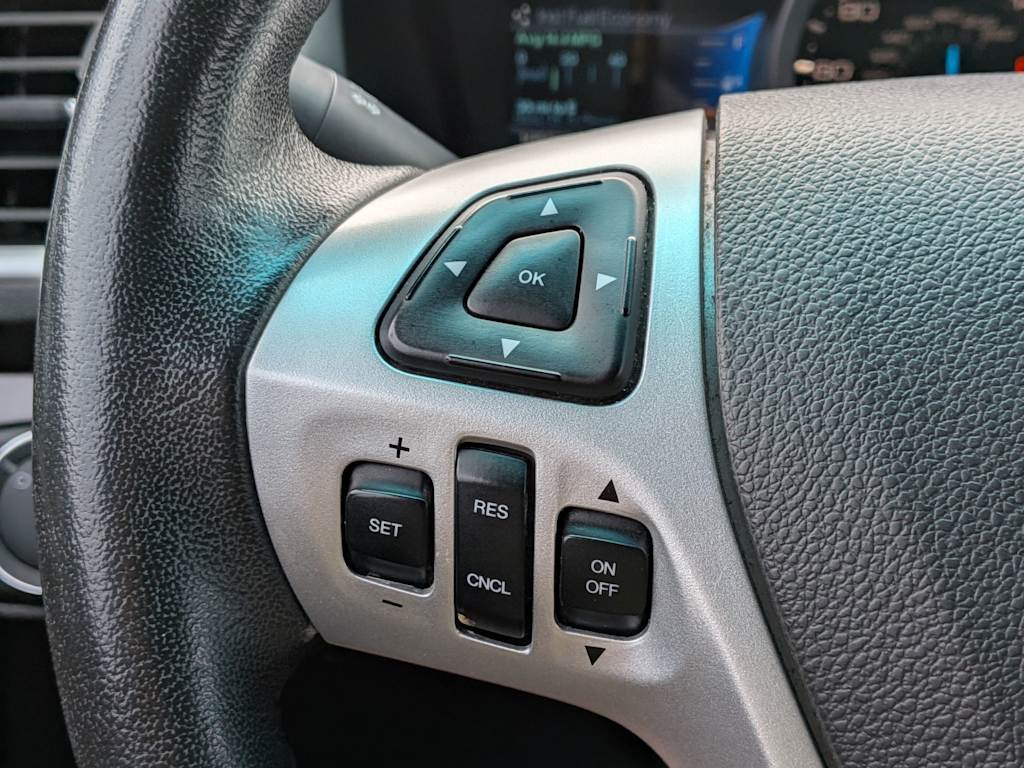 Thumbnail: 2015 Ford Explorer - 28